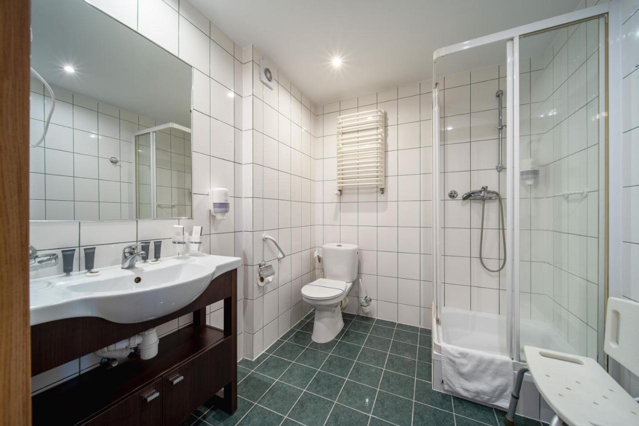 Hotel Gromada Medical Spa บุสโก-สดรูย ภายนอก รูปภาพ